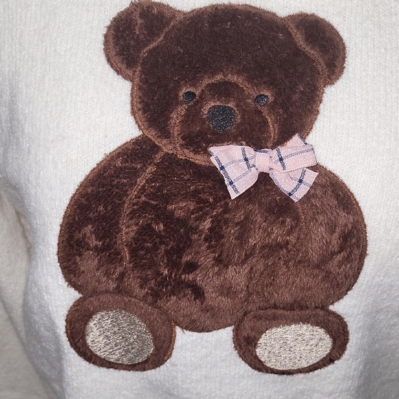 Off White Knit Sweater Showing TEDDY BEAR with Bow design. - Picture 3 of 13